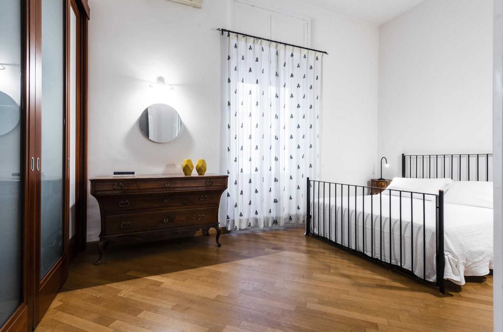 Agata Apartment With Balcony By Wonderful Italy CTA Exteriör bild