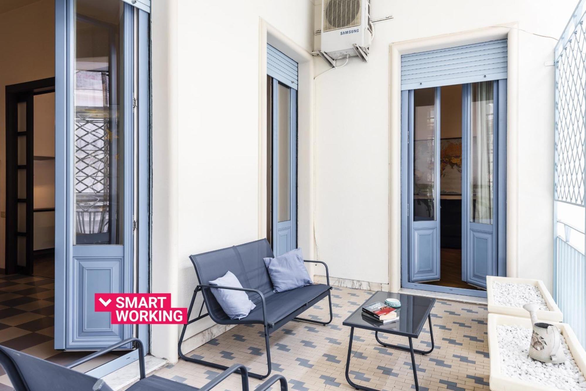 Agata Apartment With Balcony By Wonderful Italy CTA Exteriör bild